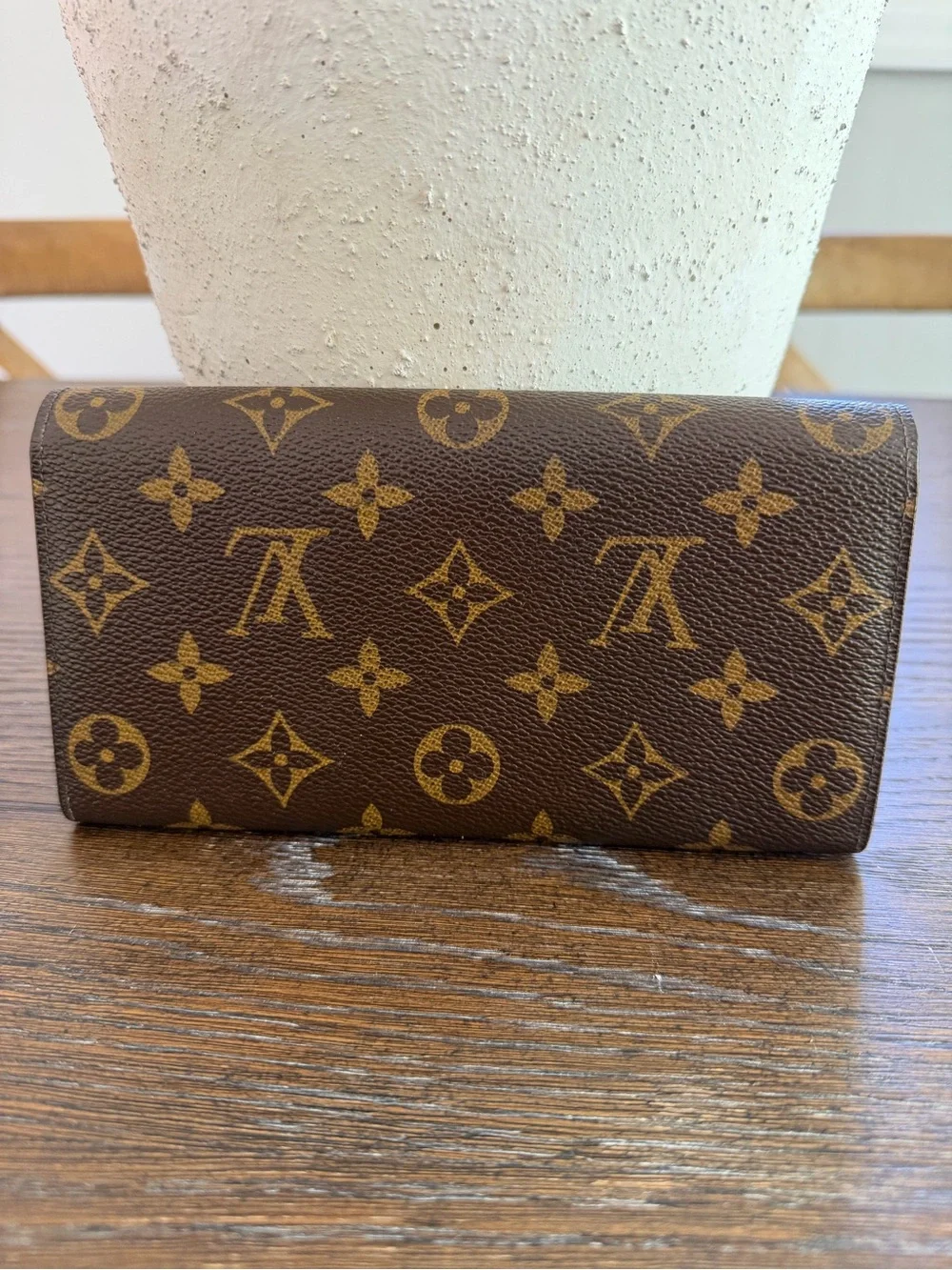 Louis Vuitton Monogram Sarah Wallet - Picture 2 of 11